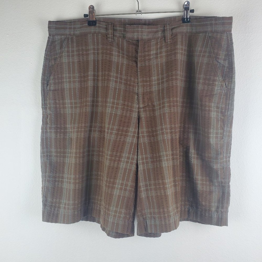 Patagonia shorts brown grey plaid seersucker men's 38 summer